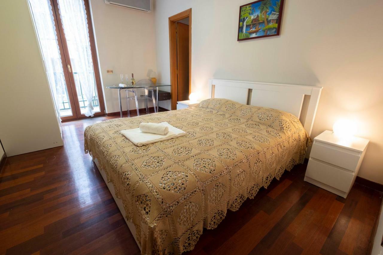 B&B Immacolata Nápoles Exterior foto
